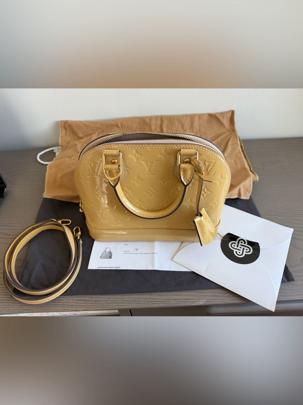 Louis Vuitton Vernis Alma BB